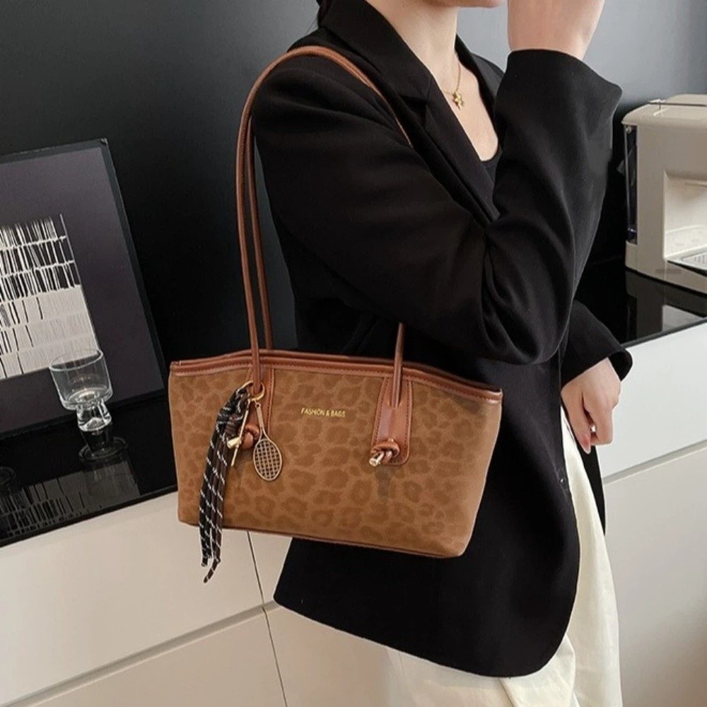 Unique Leather Work - Borse a Spalla in Pelle Moderne