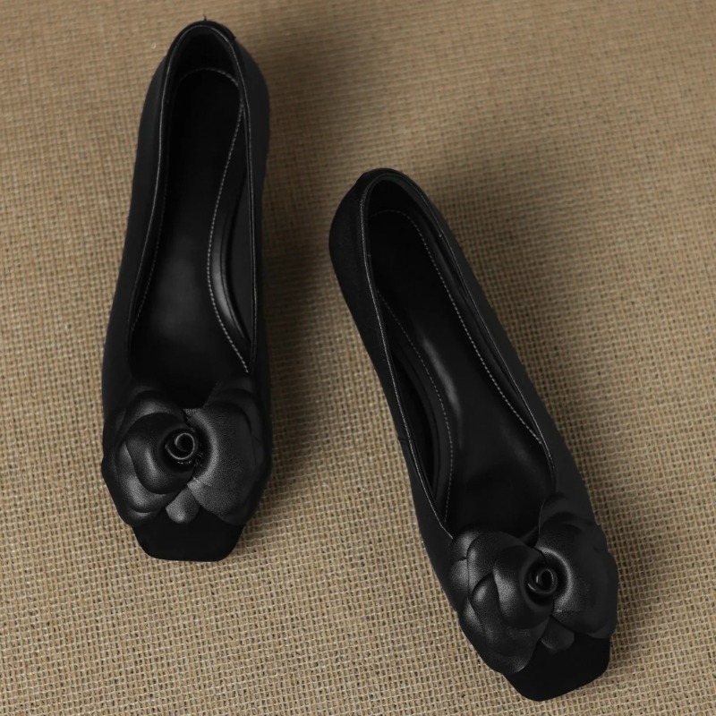 Taglie forti 34-41 décolleté s - Leather Work Heels recensione e prezzo